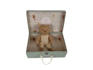 Marcel Bear Gift Box – ursuleț din bumbac organic, ambalat într-o cutie ilustrată FSC.