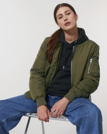 BOMBER
