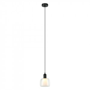 Pendul negru, Pendul metal, Pendul metal negru, Pendul iluminat insula, Pendul interior, Pendul interior culoare negru, Iluminat interior, Pendul masa, Iluminat masa dining, Pendul modern, Iluminat bucatarie, Pendul bucatarie, Pendul insula bucatarie