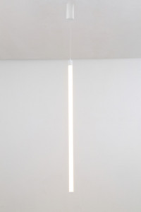 Pendul alb, Pendul metal, Pendul metal alb, Pendul iluminat insula, Pendul interior, Pendul interior culoare alb, Iluminat interior, Pendul masa, Iluminat masa dining, Pendul modern, Iluminat bucatarie, Pendul bucatarie, Pendul insula bucatarie