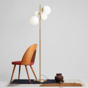 Lampadar alama, Lampadar forma dreapta, Lampa de podea alama, Lampadar modern, Lampadar living, Lampadar dormitor, Lampadar metal, Lampa de podea moderna, Lampadar modern living, Lampadar modern dormitor, Lampadar minimalist