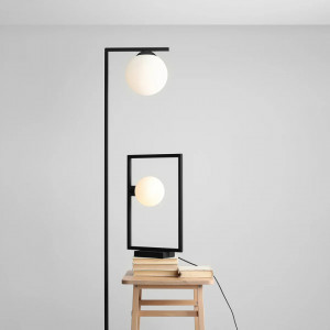 Lampadar negru, Lampadar forma dreapta, Lampa de podea negru, Lampadar modern, Lampadar living, Lampadar dormitor, Lampadar metal, Lampa de podea moderna, Lampadar modern living, Lampadar modern dormitor, Lampadar minimalist