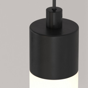 Pendul negru, Pendul metal, Pendul metal negru, Pendul iluminat insula, Pendul interior, Pendul interior culoare negru, Iluminat interior, Pendul masa, Iluminat masa dining, Pendul modern, Iluminat bucatarie, Pendul bucatarie, Pendul insula bucatarie