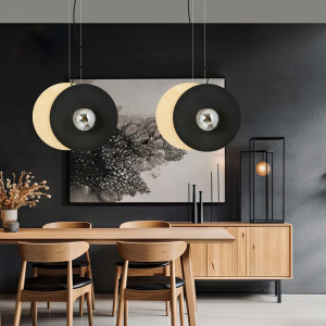 Lustra neagra, Lustra suspendata neagra, Lustra cu pendule, Lustra metal neagra, Lustra metal, Lustra moderna neagra, Lustra living, Lustra living neagra, Lustra moderna, Lustra dormitor, Lustra dormitor neagra, Lustra bucatarie, Lustra din metal, Lustra 