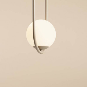 Pendul bej, Pendul metal, Pendul metal bej, Pendul iluminat insula, Pendul interior, Pendul interior culoare negru, Iluminat interior, Pendul masa, Iluminat masa dining, Pendul modern, Iluminat bucatarie, Pendul bucatarie, Pendul insula bucatarie
