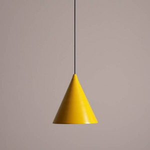 Pendul galben, Pendul metal, Pendul metal galben, Pendul iluminat insula, Pendul interior, Pendul interior culoare galben, Iluminat interior, Pendul masa, Iluminat masa dining, Pendul modern, Iluminat bucatarie, Pendul bucatarie, Pendul insula bucatarie