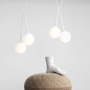 Lustra alba, Lustra suspendata alba, Lustra cu pendule, Lustra metal alba, Lustra metal, Lustra moderna alba, Lustra living, Lustra living alba, Lustra moderna, Lustra dormitor, Lustra dormitor alba, Lustra bucatarie, Lustra din metal, Lustra suspendata, 