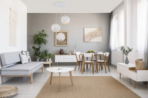 Lustra alba, Lustra suspendata alba, Lustra cu pendule, Lustra metal alba, Lustra metal, Lustra moderna alba, Lustra living, Lustra living alba, Lustra moderna, Lustra dormitor, Lustra dormitor alba, Lustra bucatarie, Lustra din metal, Lustra suspendata, 
