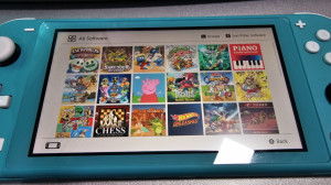 Konzola Nintendo Switch Lite sa 40 igara - Turquoise - Img 5