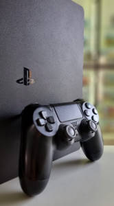 Konzola Sony PlayStation 4 500GB Slim - Korišćeno - Img 2