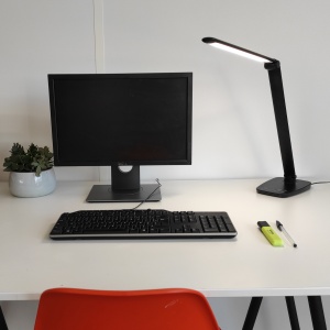 Lampa Unilux LED Twist pentru birou, reglabila, cap rotativ +/-180°, brat ajustabil la 150°, baza rotativa la 170°, 2 comutatoare tactile, port USB, culoare negru - Img 2
