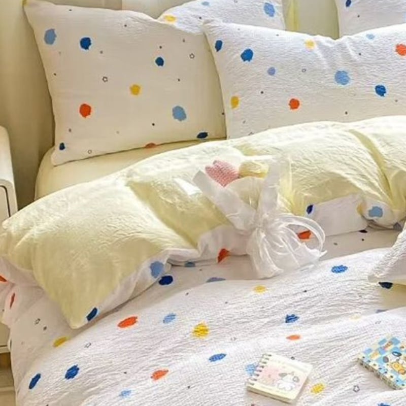 Lenjerie creponata cu elastic 140x200 cm, Colorful Spots (Finet)