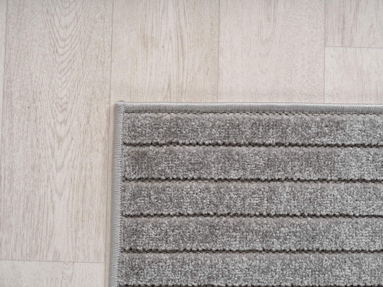 Covor traversa Nova V1 Argintiu, 80 x 150 cm - 1 | YEO