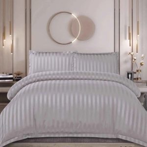 Lenjerie cu elastic 160x200 cm, Damasc, Rebra Gri Deschis, 4 Piese (Finet)