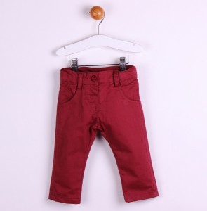 Pantaloni tip jeans grena Newness
