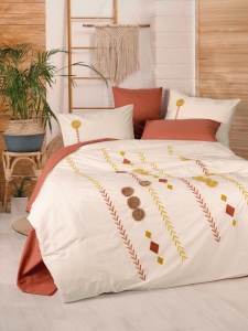 Lenjerie de pat dublu Model Amaris Tile Red