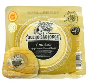 São Jorge PDO Cheese Açores 7 month cured +-400g