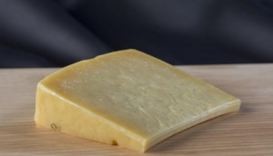 Queijo São Jorge DOP Açores 7 meses cura +-400g - Img 5