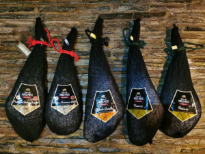 Black Iberian Ham (Presunto) from Alentejo - Reserva 24 Months 7-8kg - Img 6