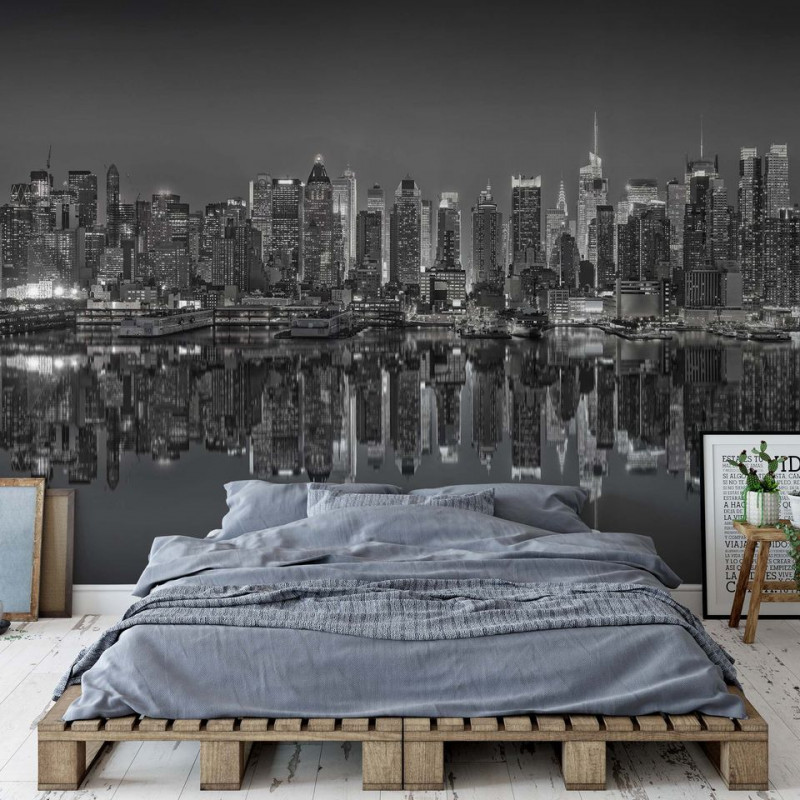 New York – Reflexie în Apă, Alb-Negru