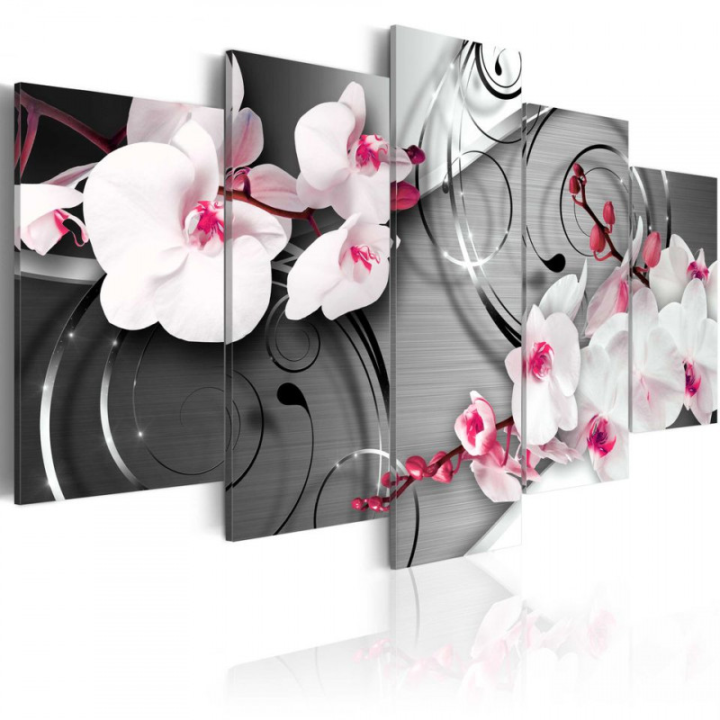 Tablou - With raspberry accent