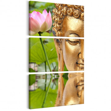 Tablou - Statue with a Flower - Img 1