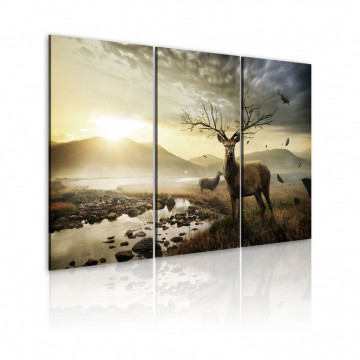 Tablou - Deer with a tree-like antlers - Img 1