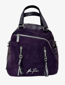 Dimensiuni:27x29x14          Culoare: Mov                Compartimente: 1 principal , 7 buzunare    Material:piele ecologica si piele intoarsa naturala  Functie:rucsac  Dimensiuni:30x30x14             Culoare: mov              Compartimente: 2 principale 