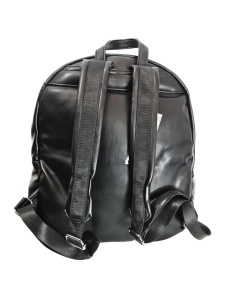 Tip produs: Rucsac David Jones  Culoare: Negru  Sistem inchidere: Fermoar Dimensiune: ~ 10 x 28 x 34 cm ( l x L x H ) Buzunare: Interioare si exterioare. Detalii: Bretele ajustabile.