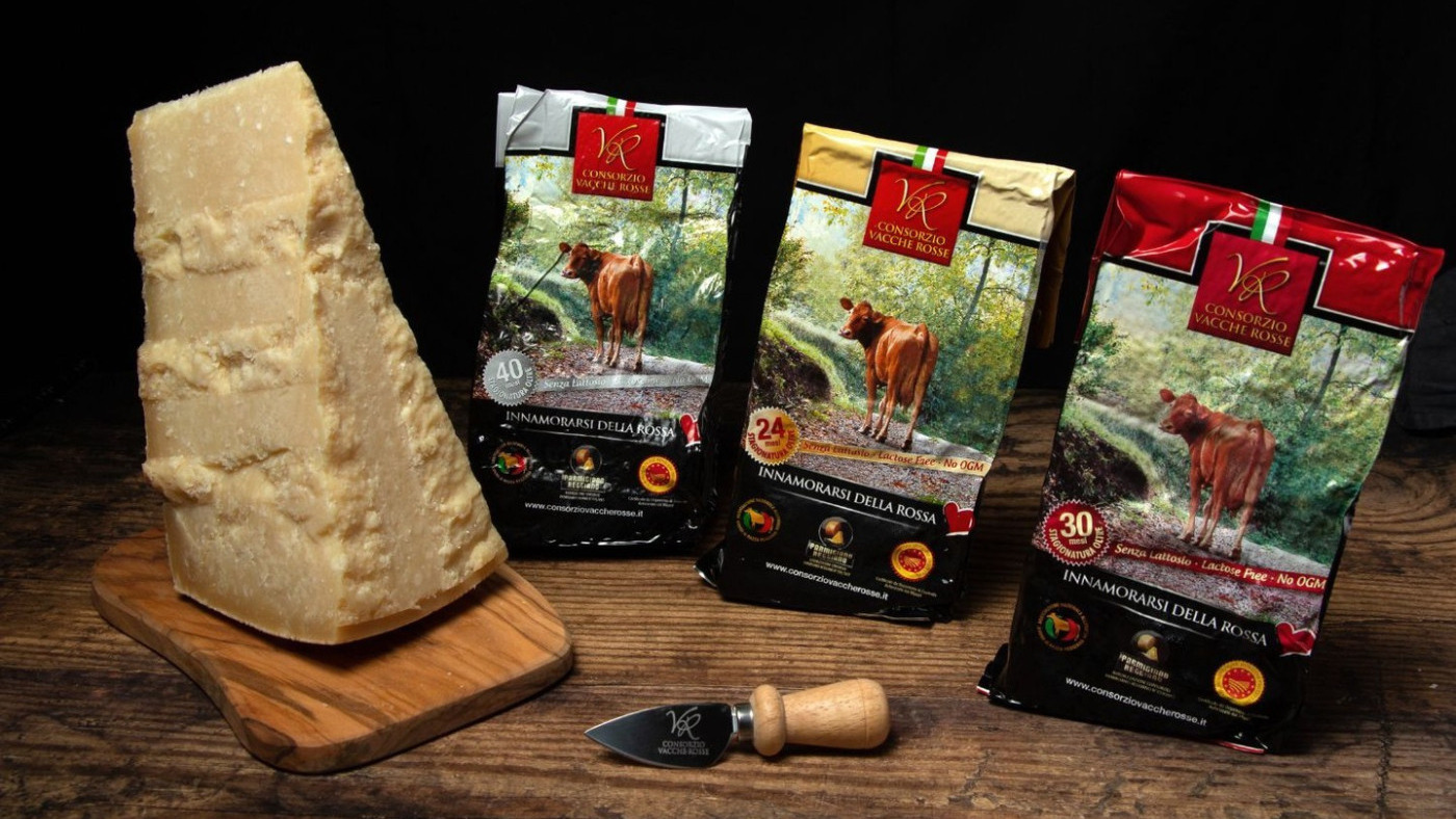 Parmigiano Reggiano D.O.P de la Vacche Rosse: Deliciu italian sustenabil disponibil în Romania