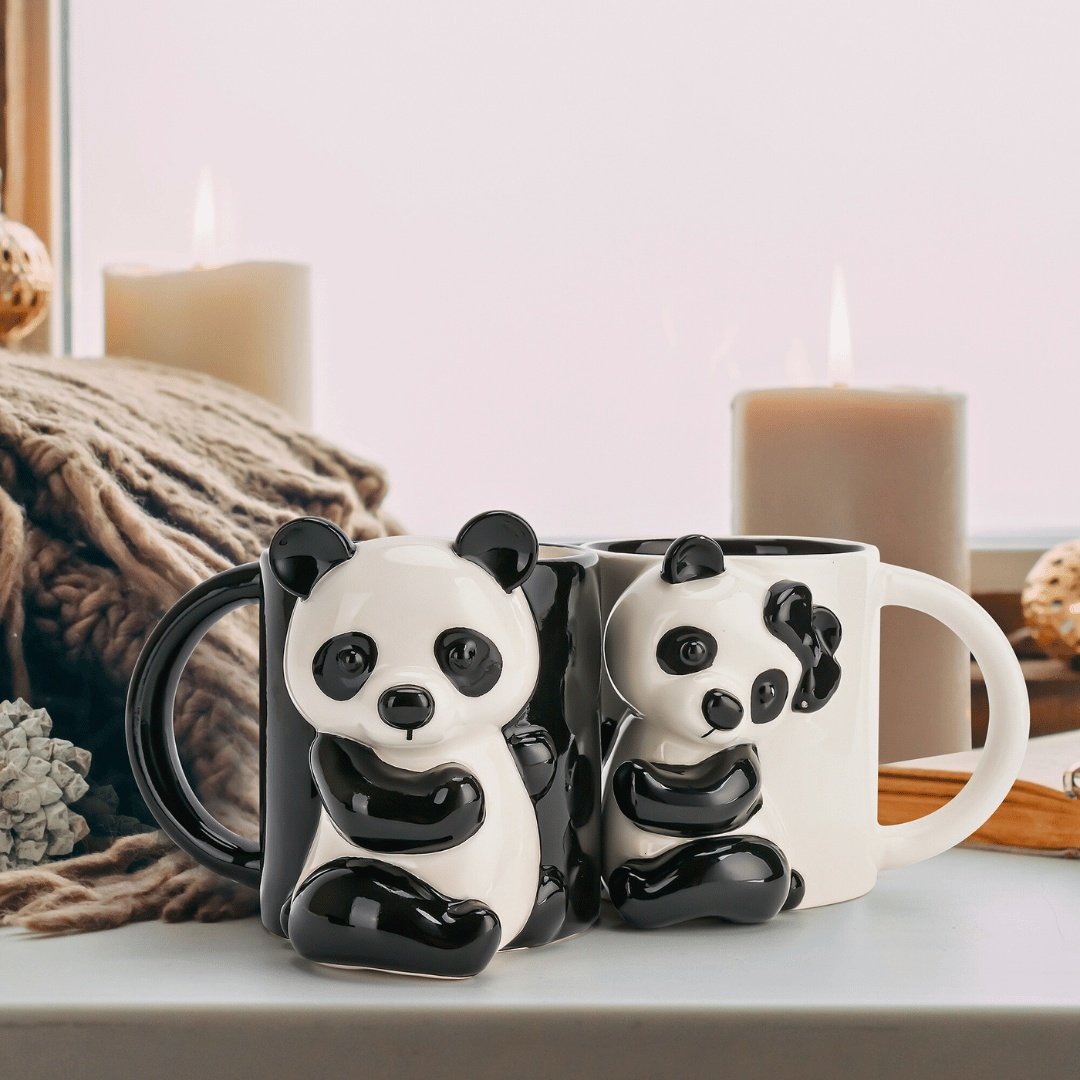 Set 2 Cani cuplu indragostiti, personalizate cu Panda 3D, cadou original pentru el&ea, cafea/ceai, ceramica, alb/negru, 400 ml