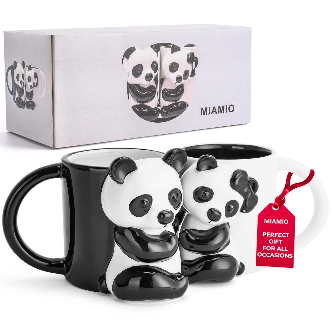 Set 2 Cani cuplu indragostiti, personalizate cu Panda 3D, cadou original pentru el&ea, cafea/ceai, ceramica, alb/negru, 400 ml