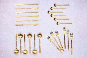 Set 24 Tacamuri inox ABEL, 6 persoane, 6 x Cutite, 6 x Linguri, 6 x Furculite, 6 x Lingurite, Otel inoxidabil, design modern, Auriu mat - Img 3