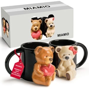 Set 2 Cani cuplu indragostiti, personalizate cu Ursuleti 3D, cadou original pentru el&ea, cafea/ceai, ceramica, negru, 350 ml - Img 1