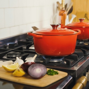 Ceaun din fonta emailata 4.8L, Lätt Home, tip cuptor olandez, cu capac 26 cm, antiaderent, portocaliu - Img 2