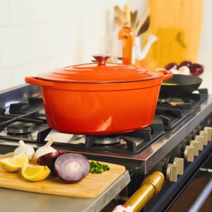 Oala ovala din fonta emailata, 3.8 L, cu capac, tip cuptor olandez, Cocotte by Lätt Home, 29 x 21 cm, portocaliu - Img 2