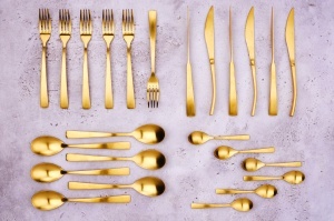 Set 24 Tacamuri inox OGLU, 6 persoane, 6 x Cutite, 6 x Linguri, 6 x Furculite, 6 x Lingurite, Otel inoxidabil, design ergonomic modern, Auriu mat - Img 3