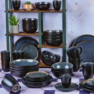 Set Vesela 48 piese - Serviciu Complet de masa 6 persoane, Cani/Cesti, Boluri, Farfurii intinse/adanci, ceramica glazurata - colectia Iris Blue night - Img 2
