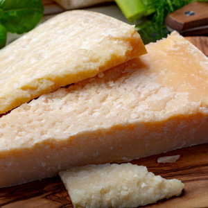 Parmezan Parmigiano Reggiano di Vacche Rosse 40 luni