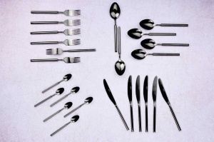 Set 24 Tacamuri inox VIGGO, 6 persoane, 6 x Cutite, 6 x Linguri, 6 x Furculite, 6 x Lingurite, Otel inoxidabil, design modern traditional, Negru lucios - Img 3