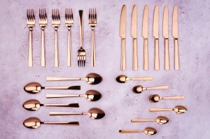 Set 24 Tacamuri inox TELMO, 6 persoane, 6 x Cutite, 6 x Linguri, 6 x Furculite, 6 x Lingurite, Otel inoxidabil, design clasic reinterpretat, Cupru lucios - Img 3