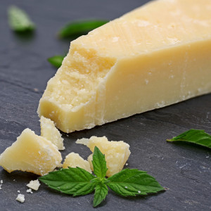 Parmezan Parmigiano Reggiano di Vacche Rosse 30 luni