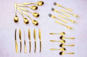 Set 24 Tacamuri inox SVEN, 6 persoane, 6 x Cutite, 6 x Linguri, 6 x Furculite, 6 x Lingurite, Otel inoxidabil, design ultra-modern, Auriu mat - Img 3