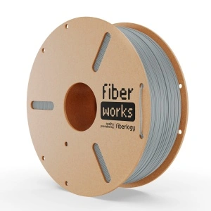Rolă filament PLA FiberWORKS gri, vedere frontală cu eticheta Fiberlogy