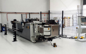 Masina electrica de indoit tevi AMOB eMOB 52 CNC 2