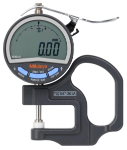 Micrometrul digital pentru masurarea grosimii cu puncte de contact ceramica D=10mm 0-10mm, Mitutoyo, 547-301A