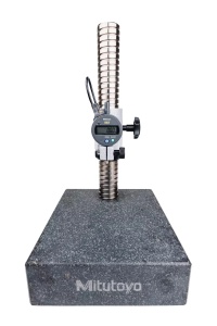 Comparator digital ID-S IP53 cu placa spate plata, Mitutoyo 543-794B-10, 12.7 mm - Img 2