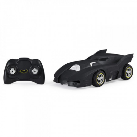 BATMOBILUL CU RADIOCOMANDA