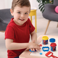 GALETUSA CU 4 BORCANASE DE PLASTILINA SI ACCESORII DE MODELAT SPIDERMAN