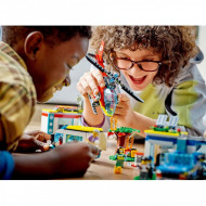 LEGO CITY CENTRU PENTRU VEHICULE DE URGENTA 60371
